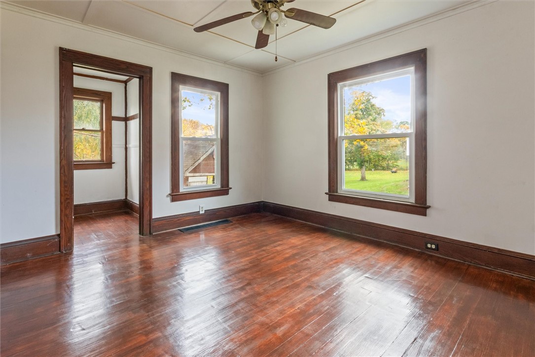 3680 South Main Street Marion, NY 14505 - Photo 17 of 37 dining area