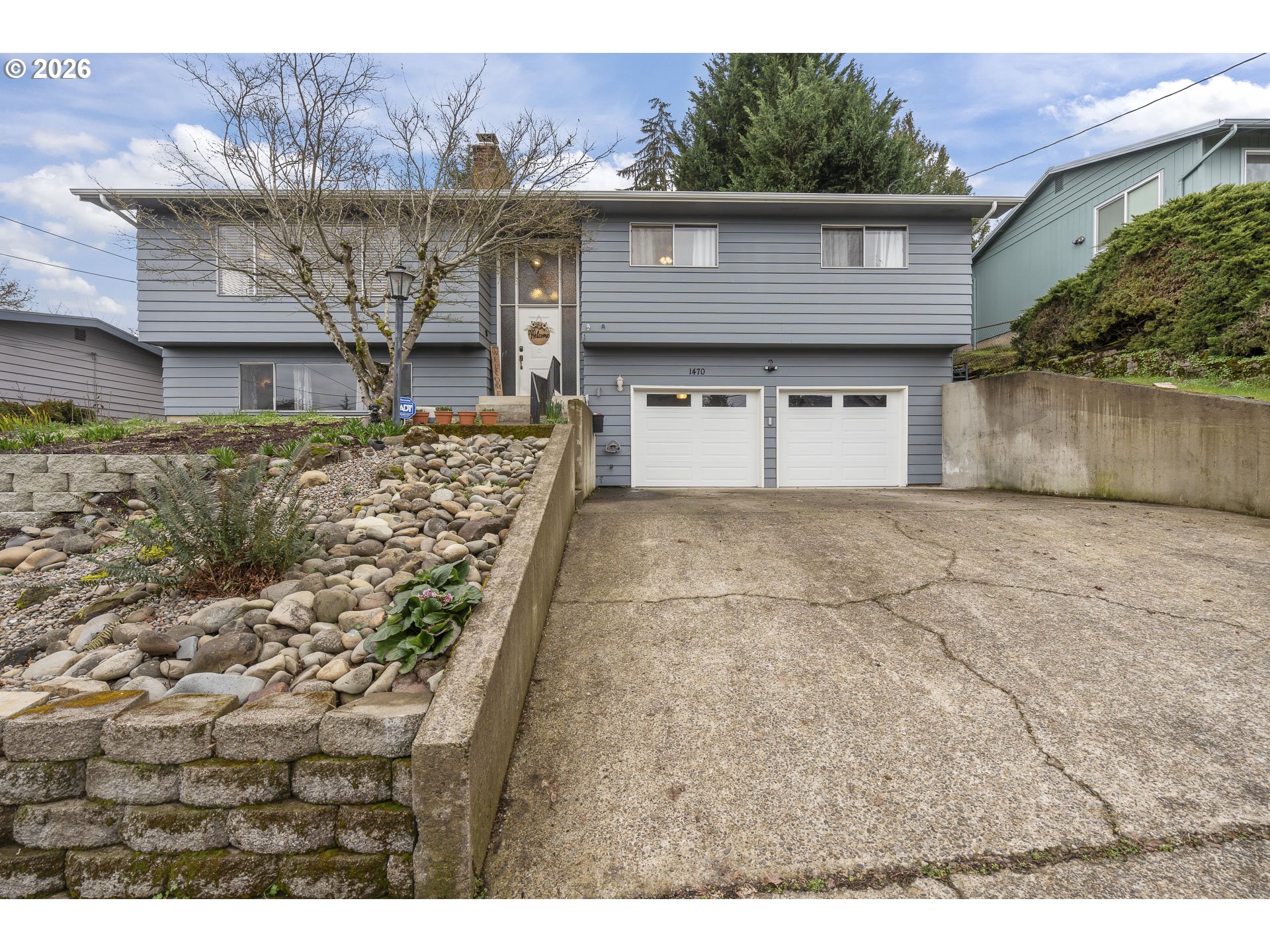 1470 Aerial Way Southeast Salem, OR 97302 - Photo 1 of 41