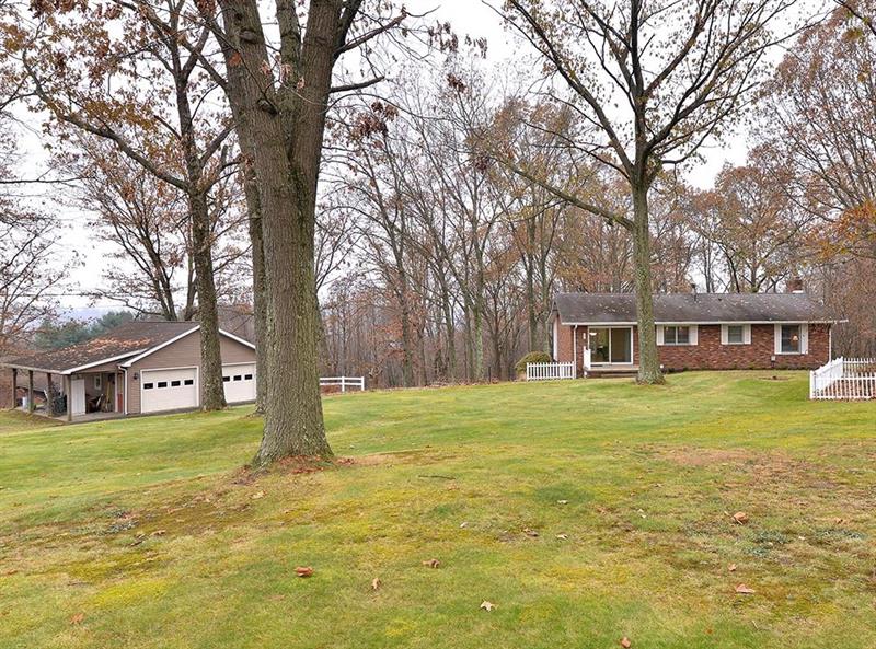 UPDATED & MOVE IN READY this Country RANCH has the PERFECT LOCATION minutes to Cranberry, Rtes 19/68/228, I79 & Turnpike.