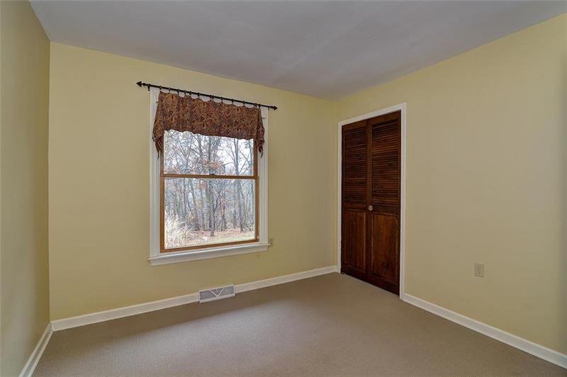 163 Glen Rape Road Rochester, PA 15074 - Photo 18 of 25 Bedroom 3 is also a nice sized room with DBL Closet and a rear-facing window.
