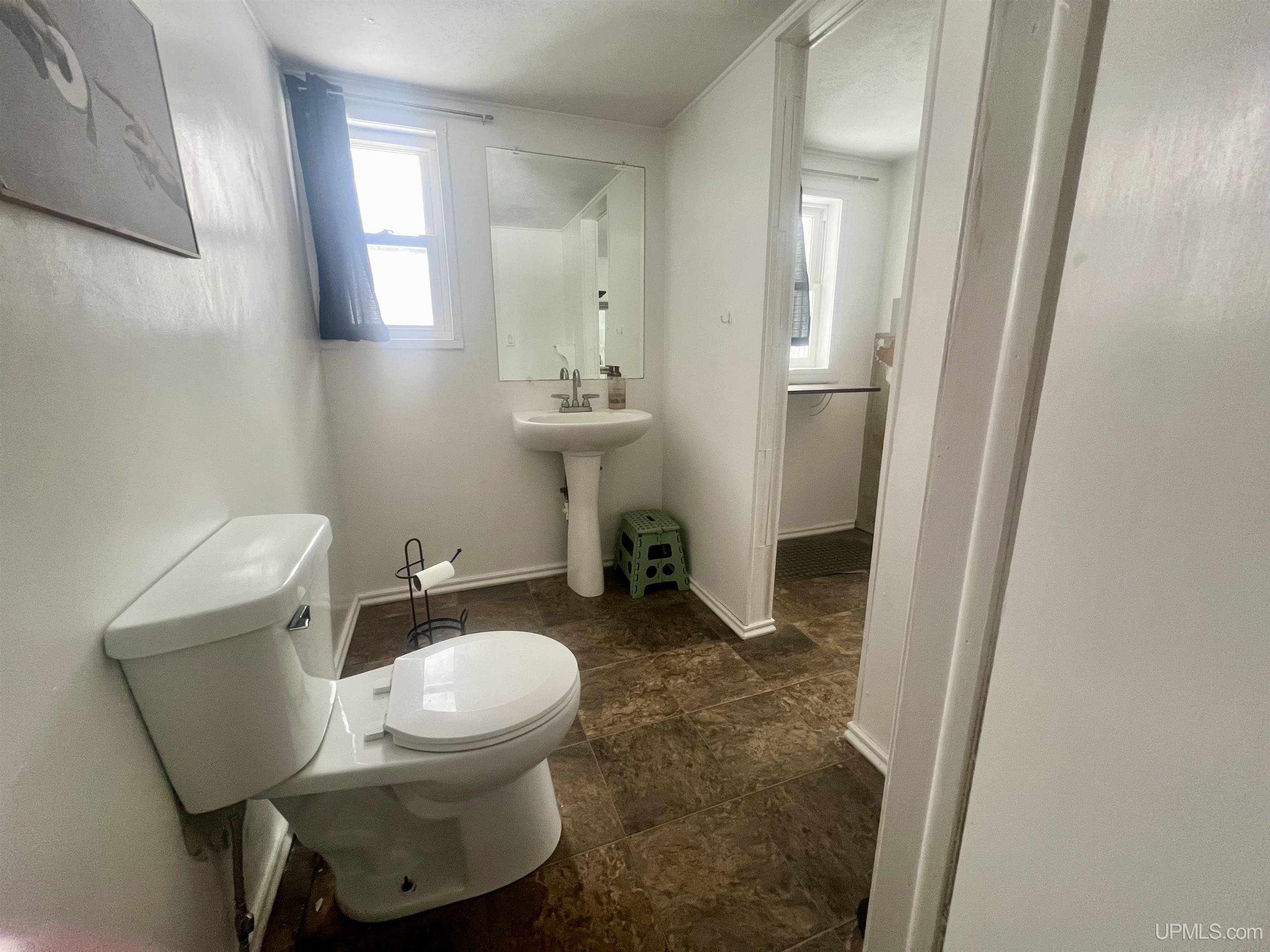 4237 M Road Escanaba, MI 49829 - Photo 6 of 18