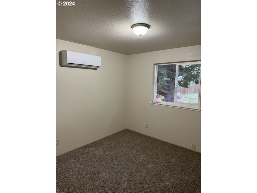 482 Corona Loop Road Roseburg, OR 97471 - Photo 11 of 13 Gallery Image 11