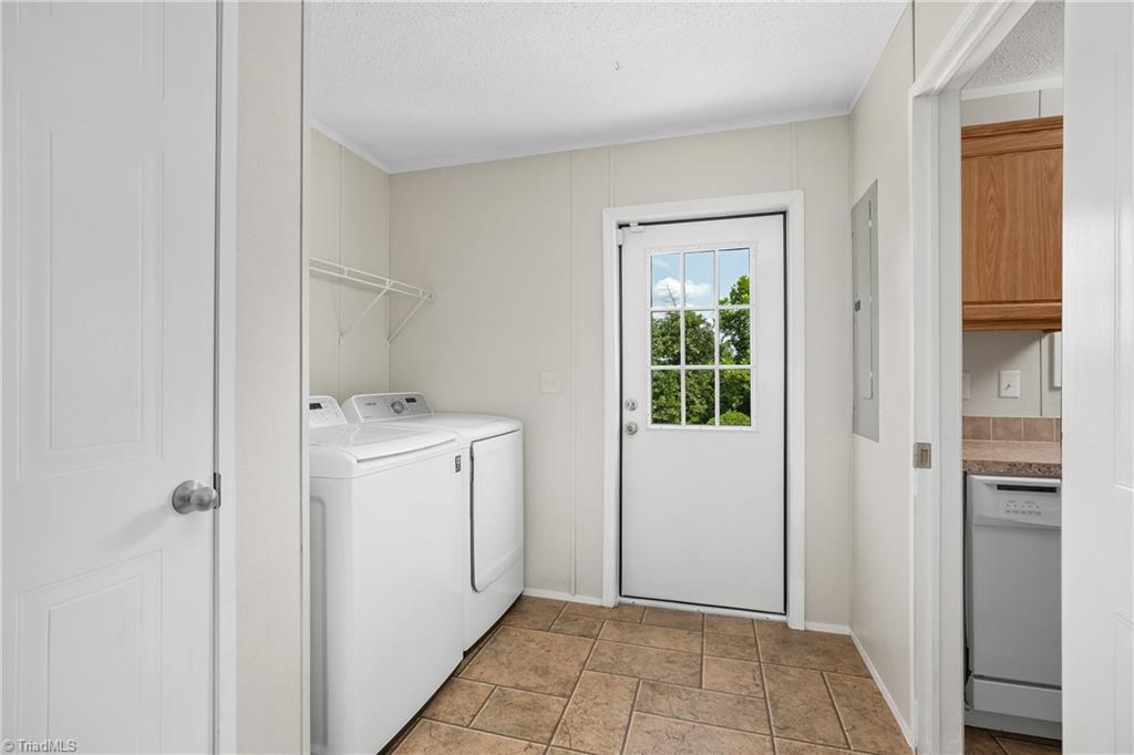 1368 Hope Beasley Road Sandy Ridge, NC 27046 - Photo 17 of 42 Gallery Image 17