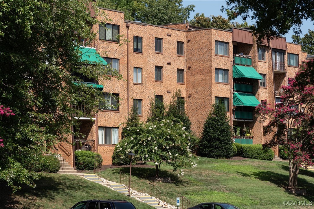 1502 Largo Road, Unit 302 Henrico, VA 23238 - Photo 25 of 26 Gallery Image 25