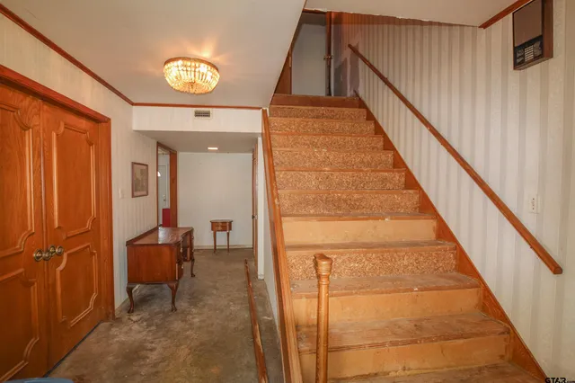 a view of an entryway