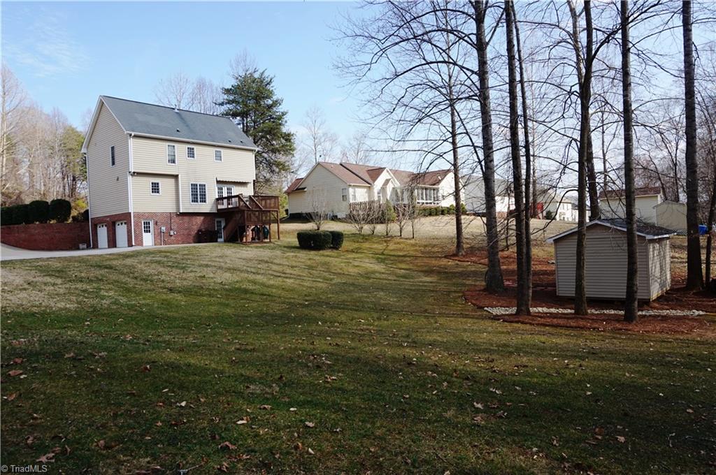 7517 Kristen Drive Oak Ridge, NC 27310 - Photo 3 of 30