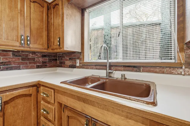 $314,900 | 2077 Skyline Drive, Redding, CA 96001