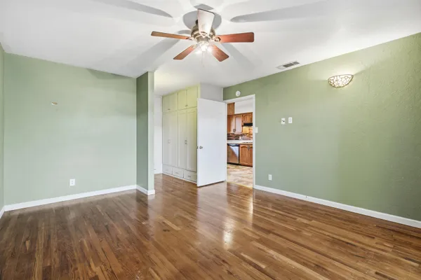 $299,900 | 2077 Skyline Drive, Redding, CA 96001