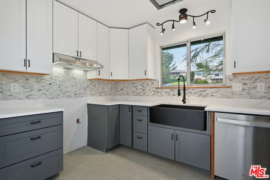 17832 Deer Hill Road Hidden Valley Lake, CA 95467 - Photo 12 of 57