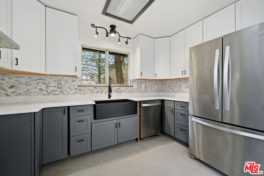 17832 Deer Hill Road Hidden Valley Lake, CA 95467 - Photo 13 of 57