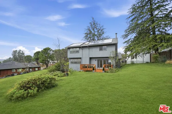 $439,000 | 17832 Deer Hill Road, Hidden Valley Lake, CA 95467