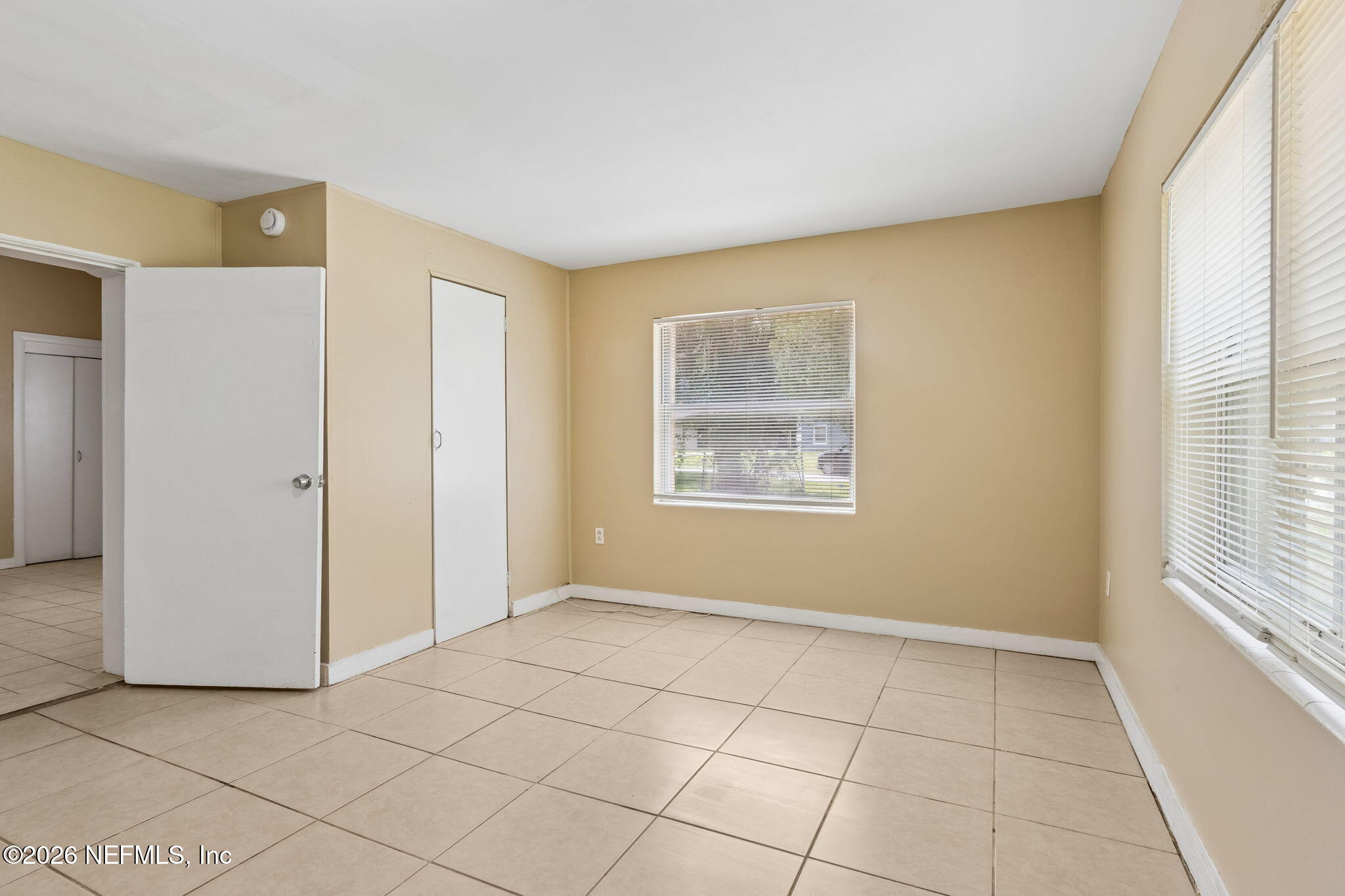 5811 Hollyhock Road Jacksonville, FL 32209 - Photo 14 of 24 16-web-or-mls-5811 Hollyhock Rd-16