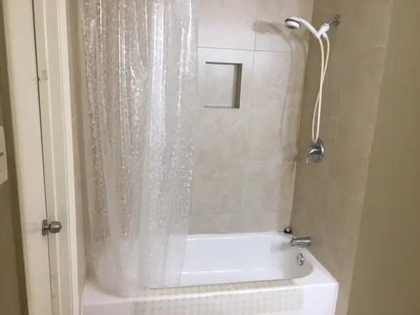 $1,250 | 1901 South Voss Road, Unit 61, Houston, TX 77057