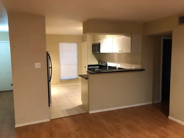 $1,400 | 1901 South Voss Road, Unit 61, Houston, TX 77057