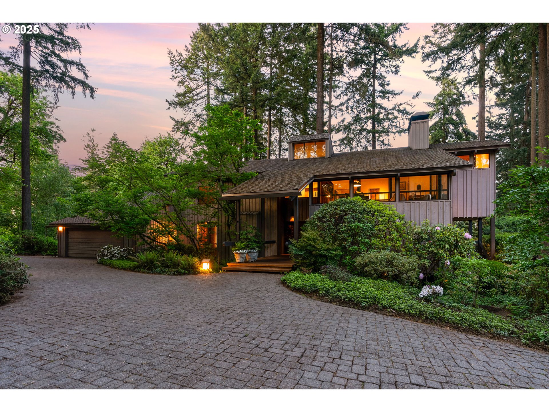 1329 South Palatine Hill Rd