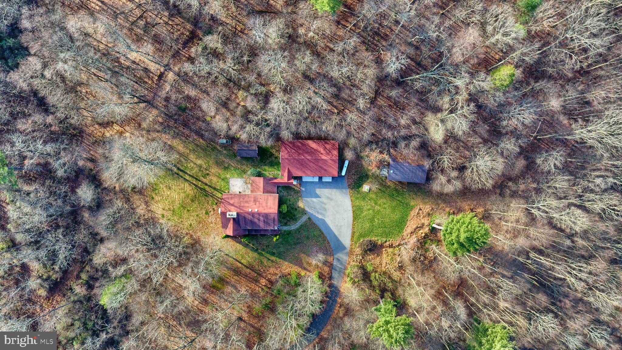 1563 Lower Bailey Road Newport, PA 17074 - Photo 4 of 32