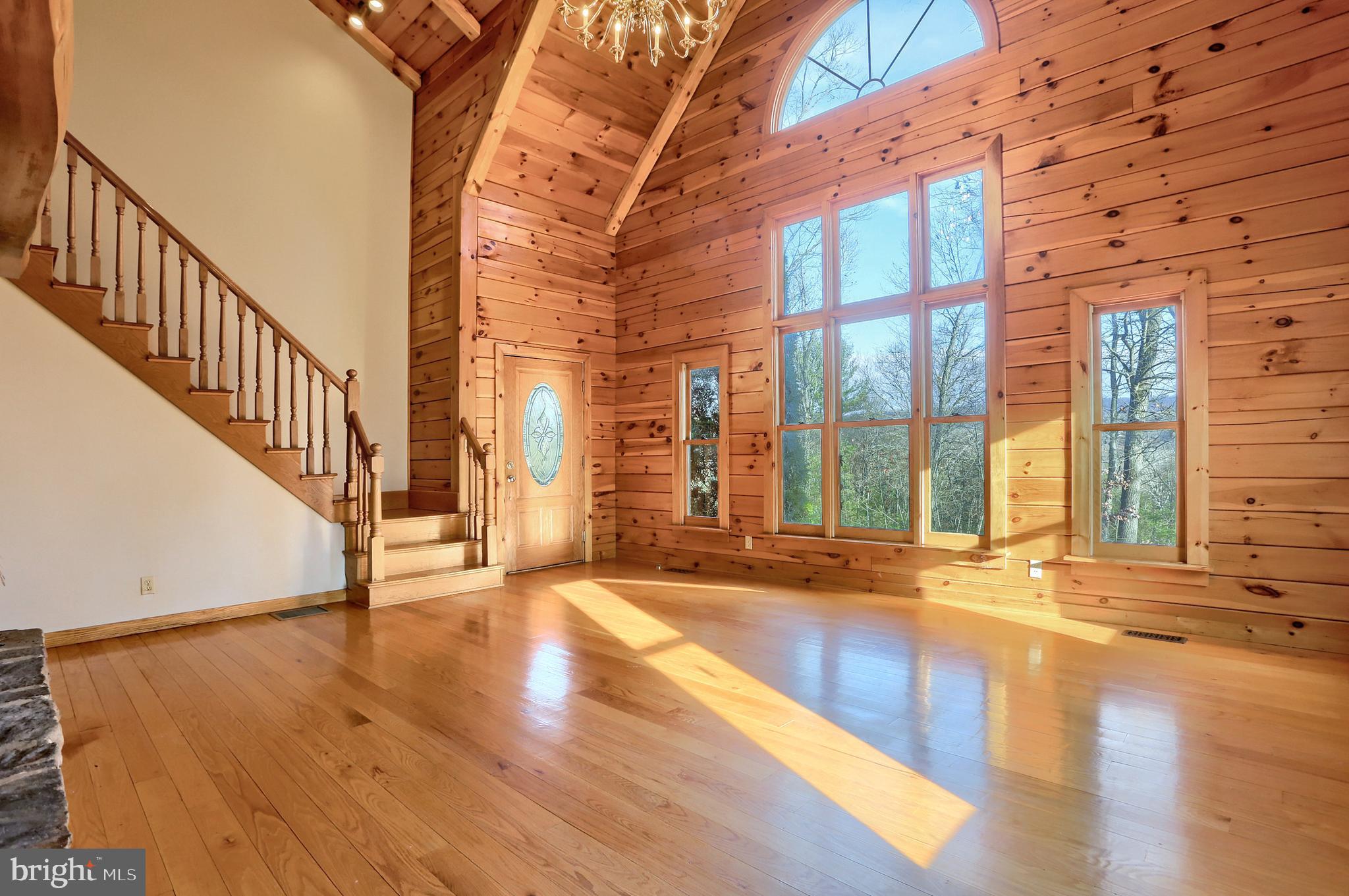 1563 Lower Bailey Road Newport, PA 17074 - Photo 5 of 32