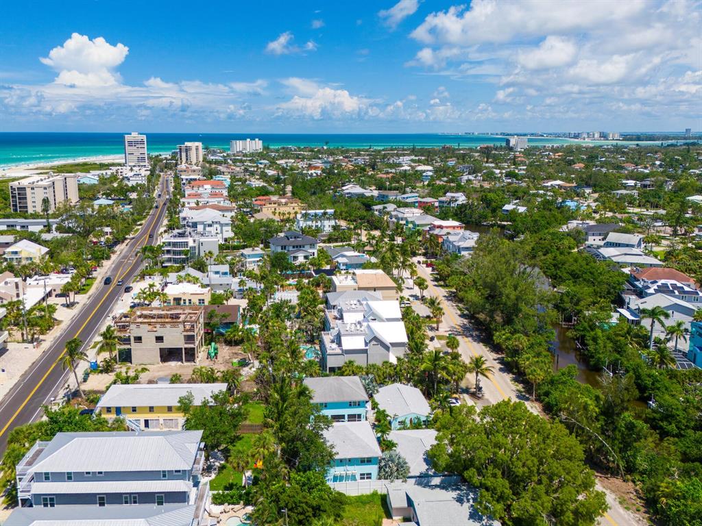 544 Canal Road Sarasota, FL 34242 - Photo 33 of 35