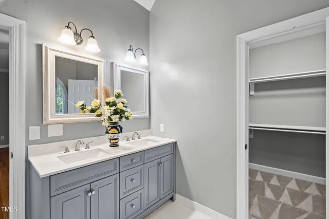 $3,295 | 1008 West Sterlington Place, Apex, NC 27502