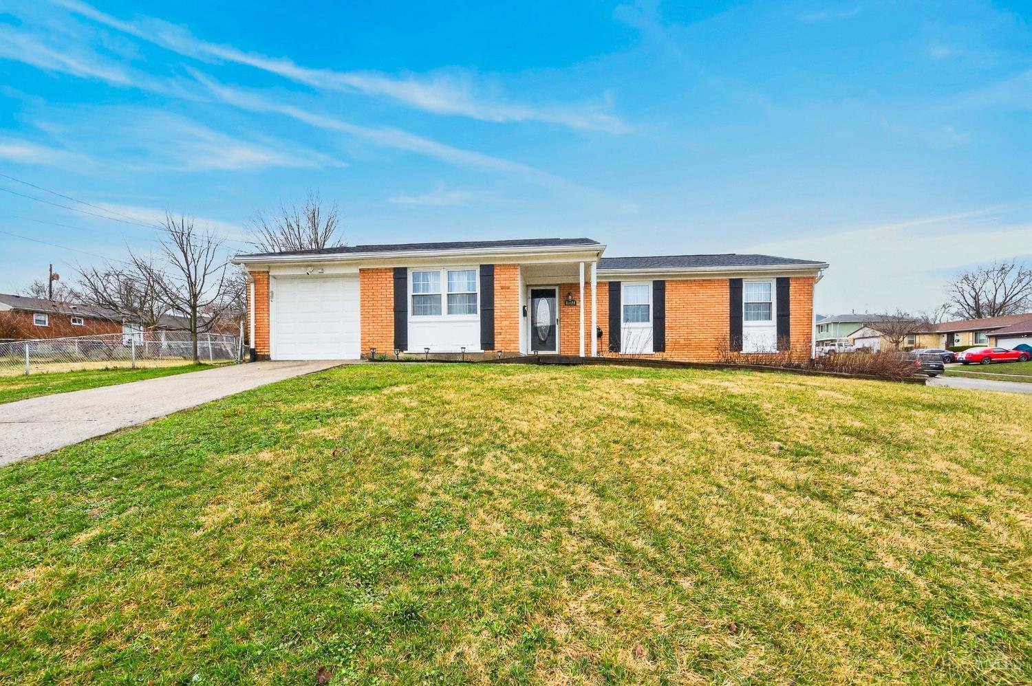 11839 Hamlet Road Forest Park, OH 45240 - Photo 2 of 46