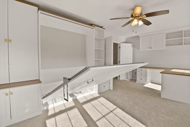 $569,000 | 283 Hawkwood Drive, Valparaiso, IN 46385