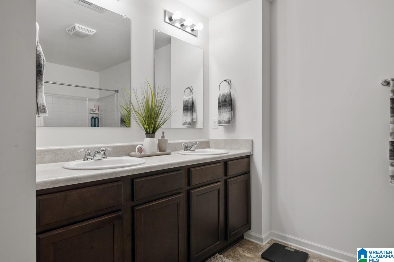 775 Michelle Manor Calera, AL 35040 - Photo 32 of 42