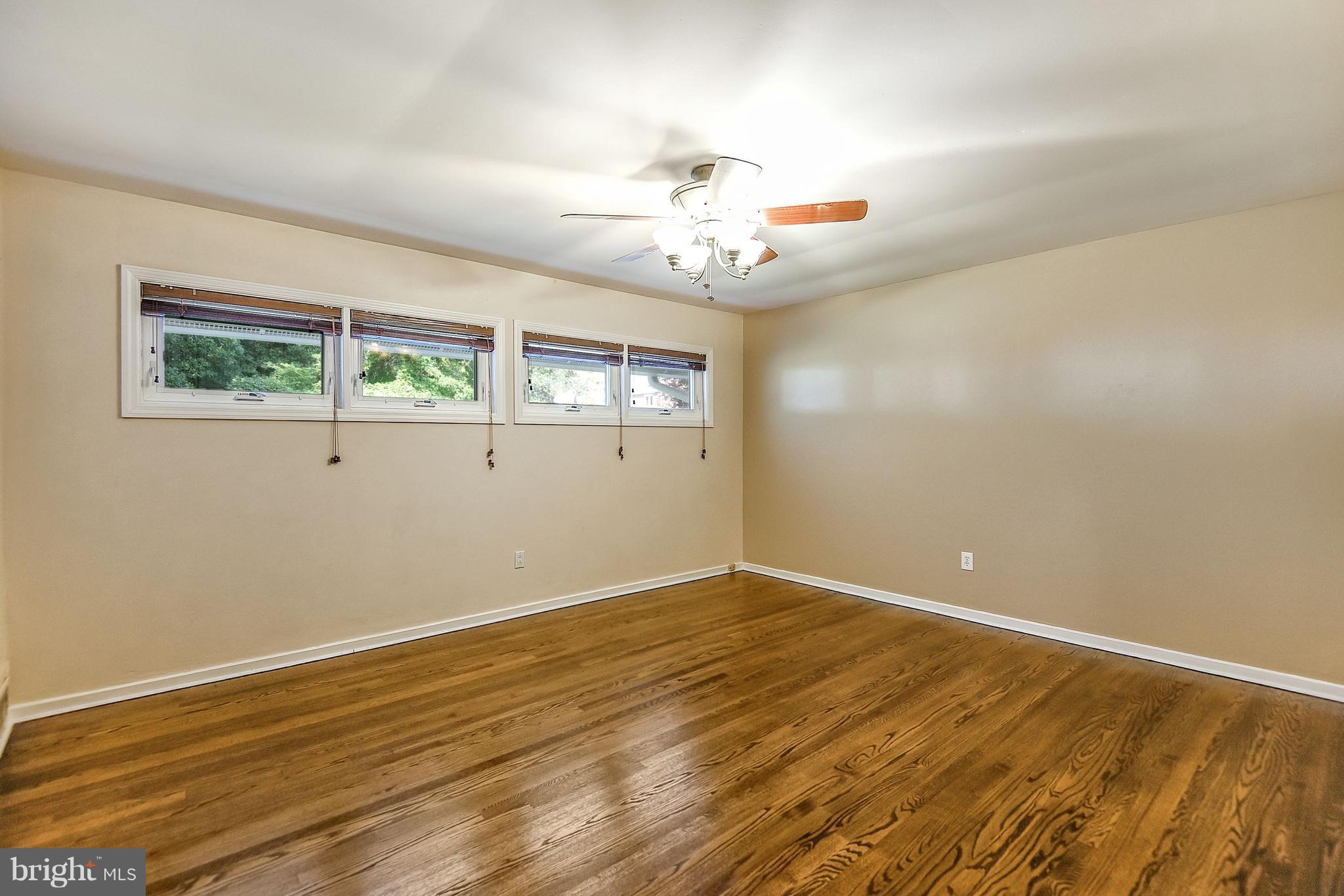 7102 Fort Hunt Road Alexandria, VA 22307 - Photo 14 of 30 Bedroom (Master)