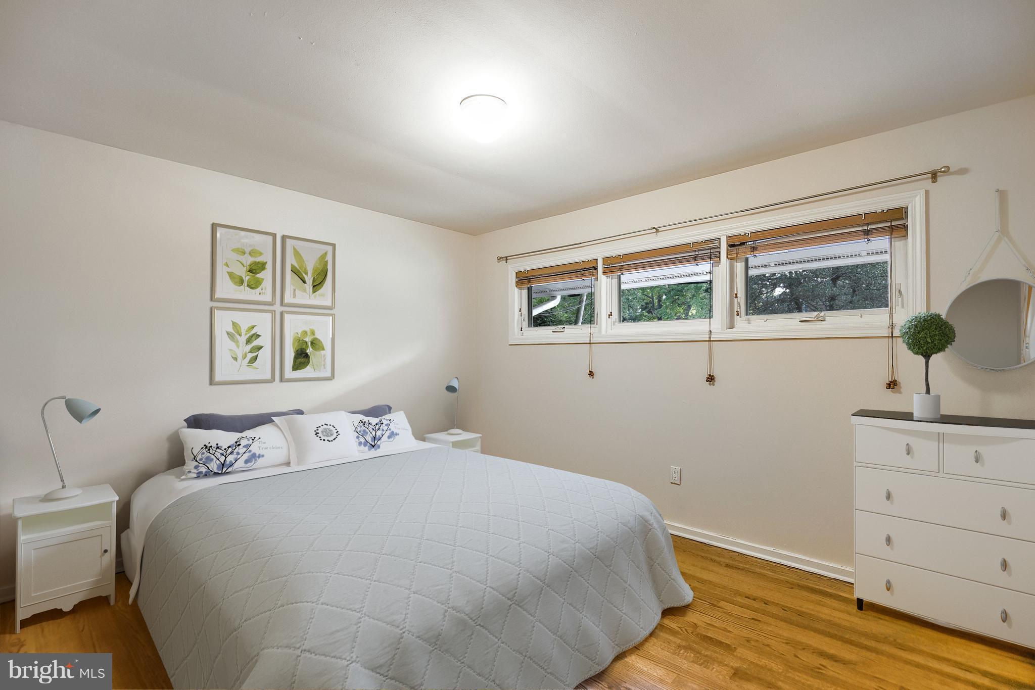 7102 Fort Hunt Road Alexandria, VA 22307 - Photo 15 of 30 Second Bedroom virtually staged