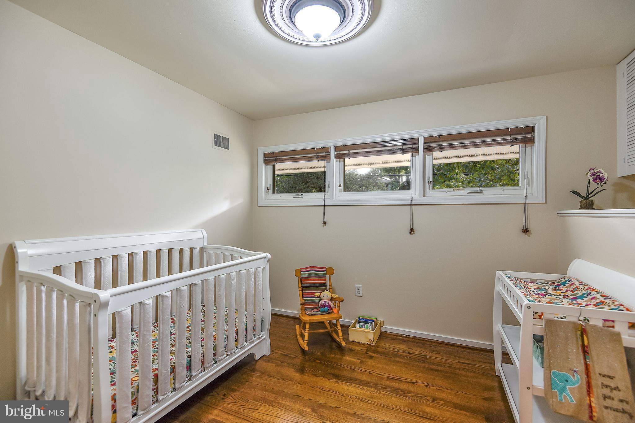 7102 Fort Hunt Road Alexandria, VA 22307 - Photo 17 of 30 Third Bedroom