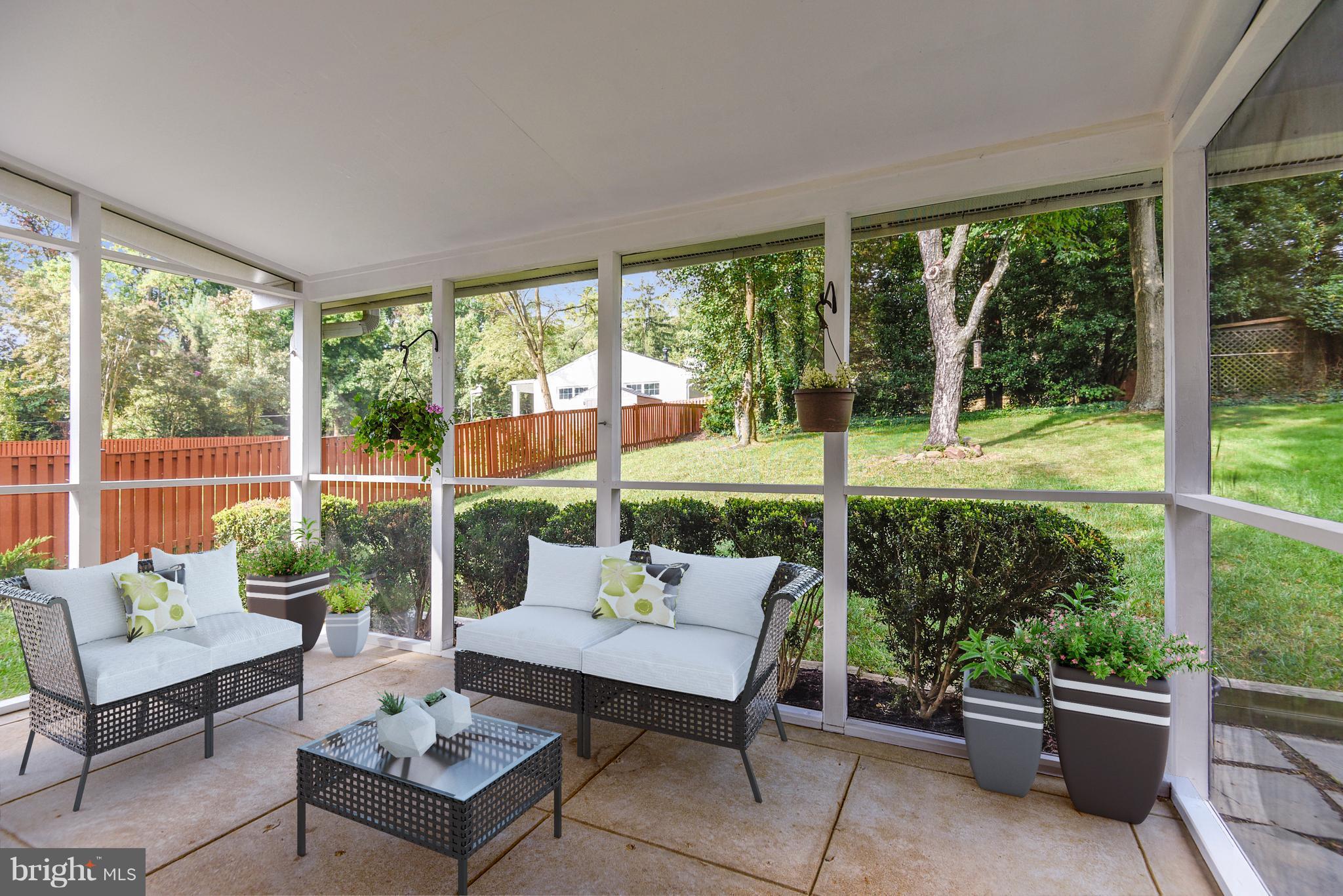 7102 Fort Hunt Road Alexandria, VA 22307 - Photo 25 of 30 Screened in patio virtually staged