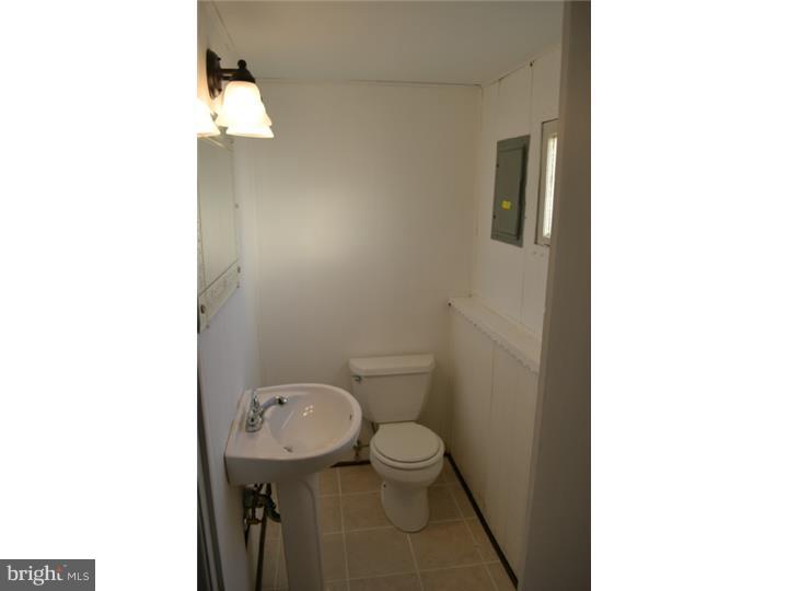 404 Yorkshire Road Cherry Hill, NJ 08034 - Photo 12 of 20