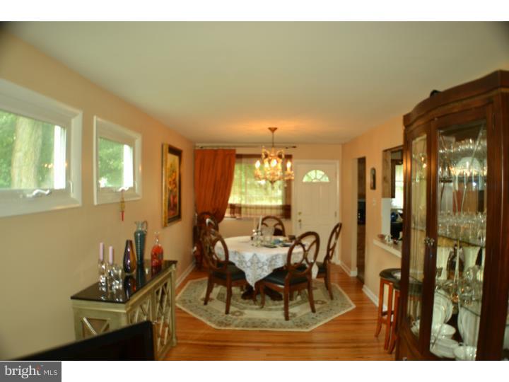 404 Yorkshire Road Cherry Hill, NJ 08034 - Photo 6 of 20