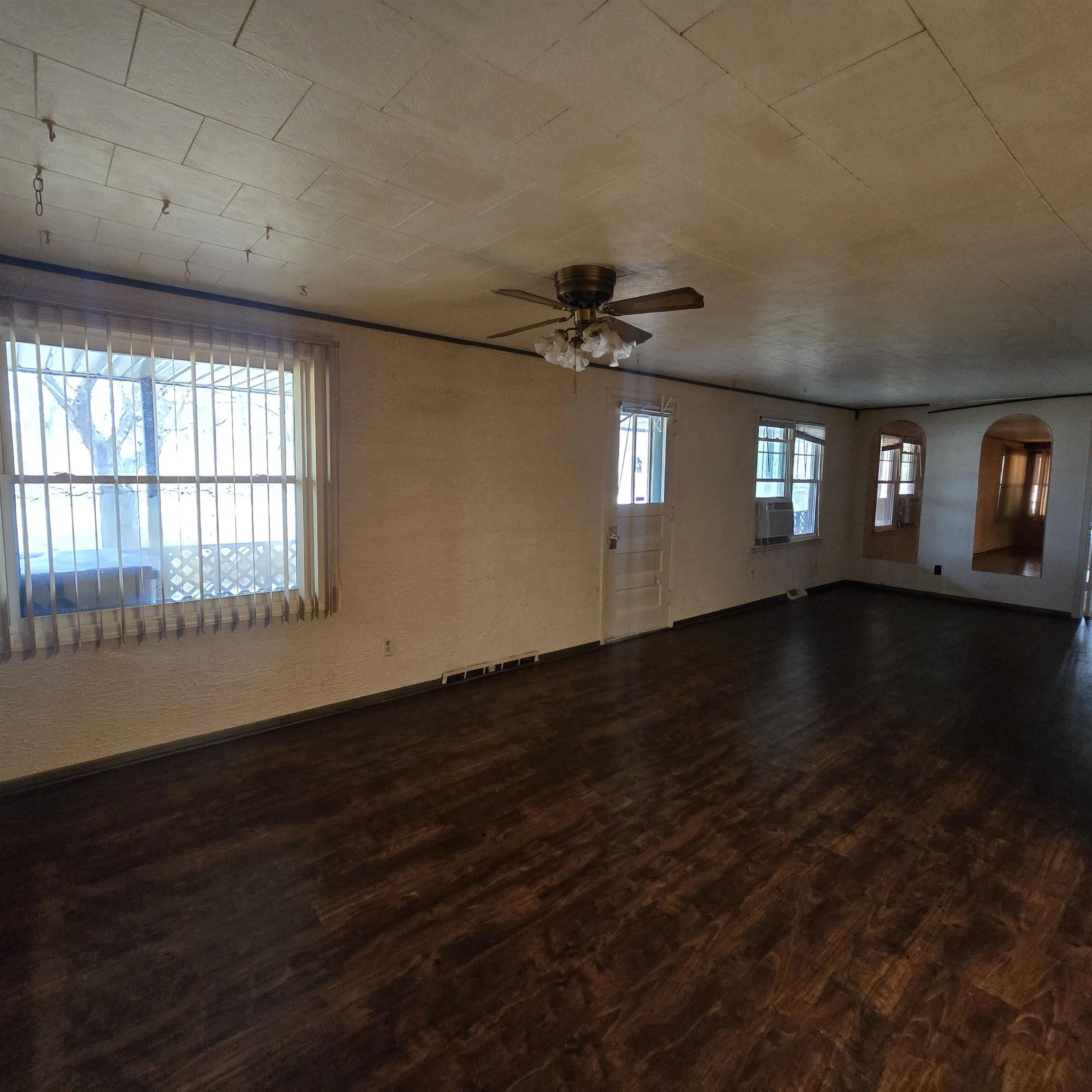 7424 North River Road Byron, IL 61010 - Photo 15 of 48