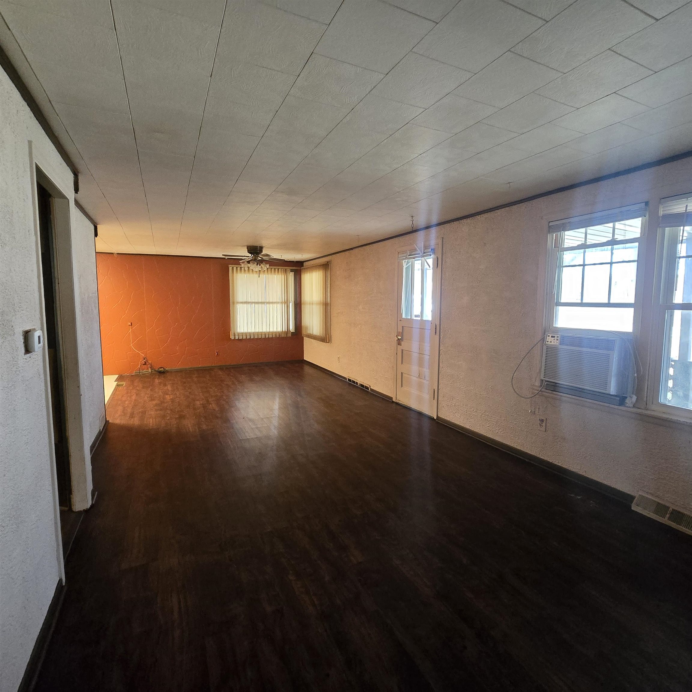 7424 North River Road Byron, IL 61010 - Photo 4 of 48