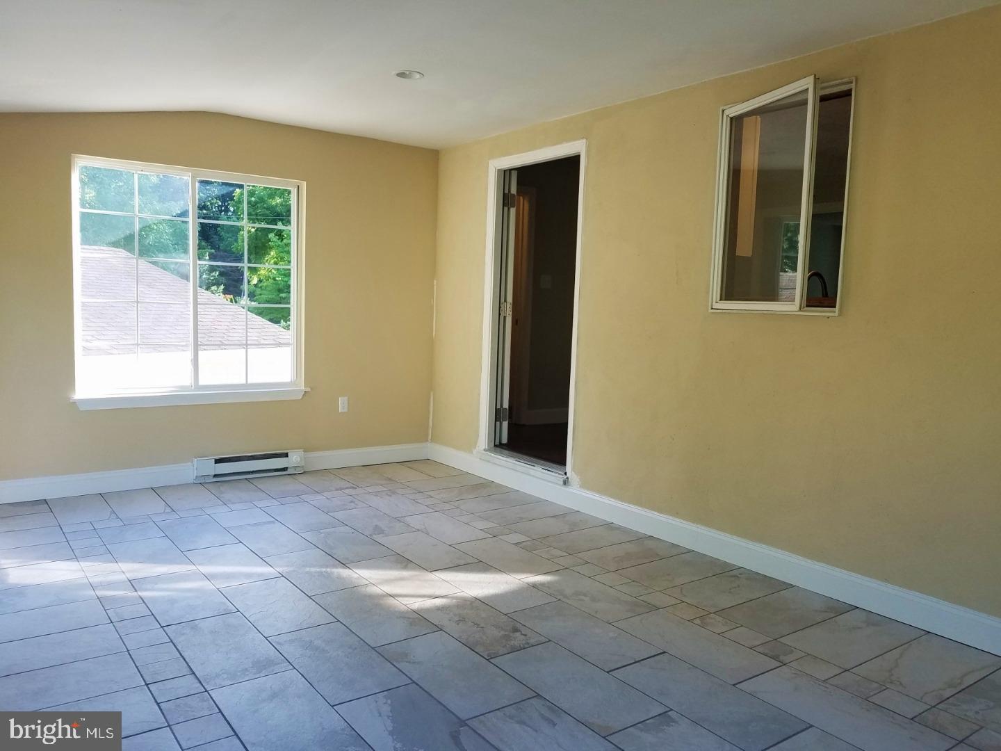 576 Ebelhare Road Pottstown, PA 19465 - Photo 8 of 18 Sun Room