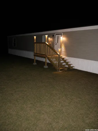 $1,400 | 592 Private Road 1508, Bandera, TX 78003