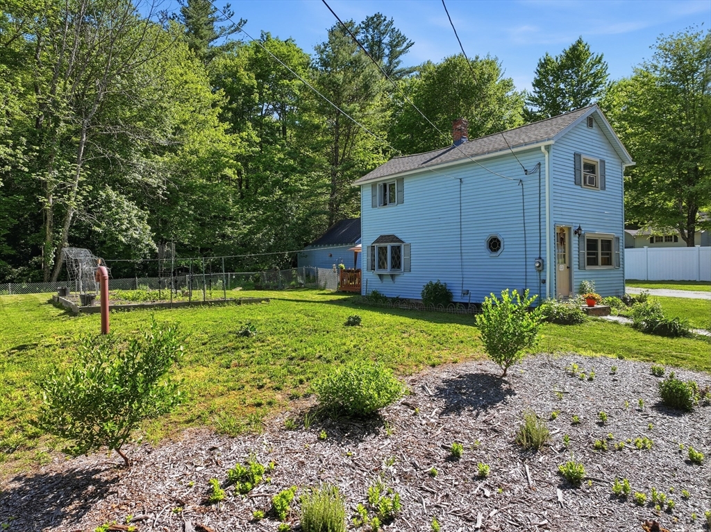 151 Narrows Road Westminster, MA 01473 - Photo 4 of 28