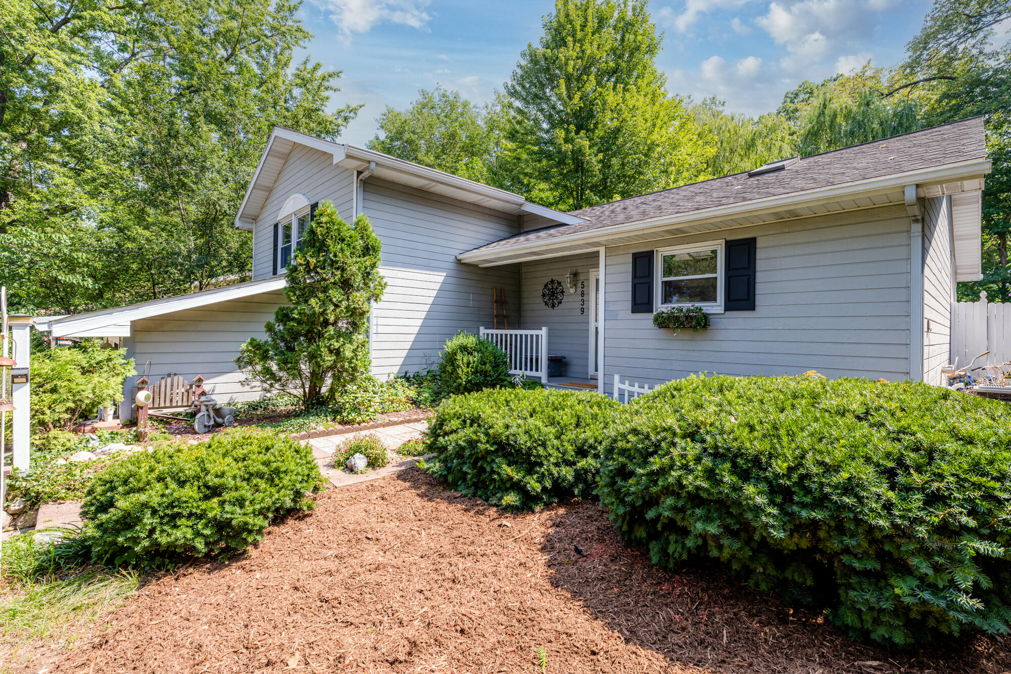 5839 Ridge Road Stevensville, MI 49127 - Photo 1 of 37 Ridge-101