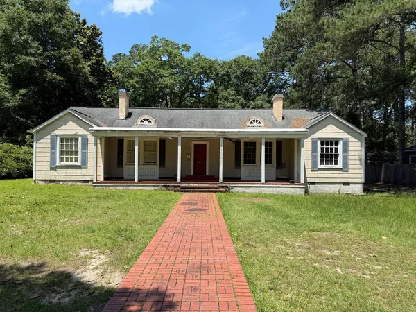 $90,000 | 461 North Park Avenue, Dothan, AL 36303