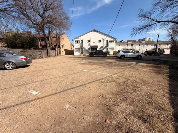 $1,350 | 4101 Douglas Avenue, Unit 104, Dallas, TX 75219