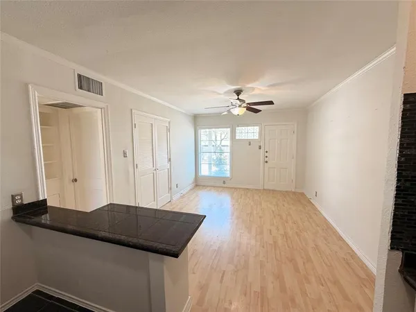 $1,350 | 4101 Douglas Avenue, Unit 104, Dallas, TX 75219