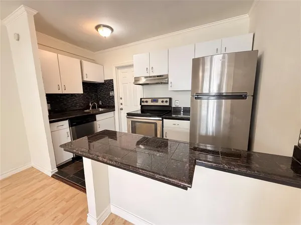 $1,350 | 4101 Douglas Avenue, Unit 104, Dallas, TX 75219