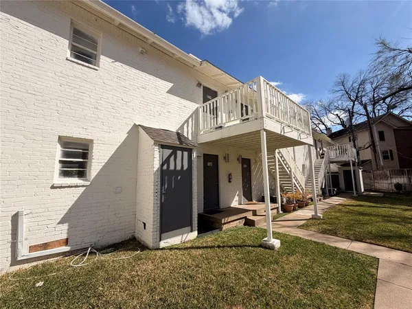 $1,350 | 4101 Douglas Avenue, Unit 104, Dallas, TX 75219