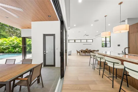 $3,350,000 | 260 Northwest 47th Street, Miami, FL 33127