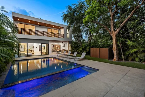 $3,350,000 | 260 Northwest 47th Street, Miami, FL 33127