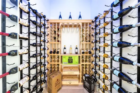 $3,350,000 | 260 Northwest 47th Street, Miami, FL 33127