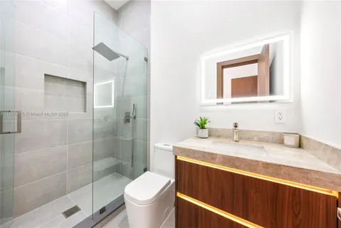 $3,350,000 | 260 Northwest 47th Street, Miami, FL 33127