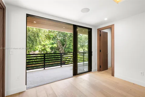 $3,350,000 | 260 Northwest 47th Street, Miami, FL 33127