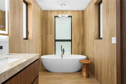 $3,350,000 | 260 Northwest 47th Street, Miami, FL 33127