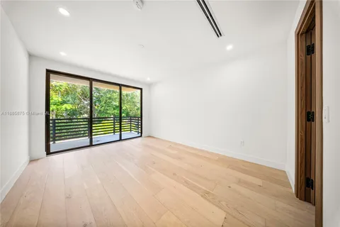 $3,350,000 | 260 Northwest 47th Street, Miami, FL 33127